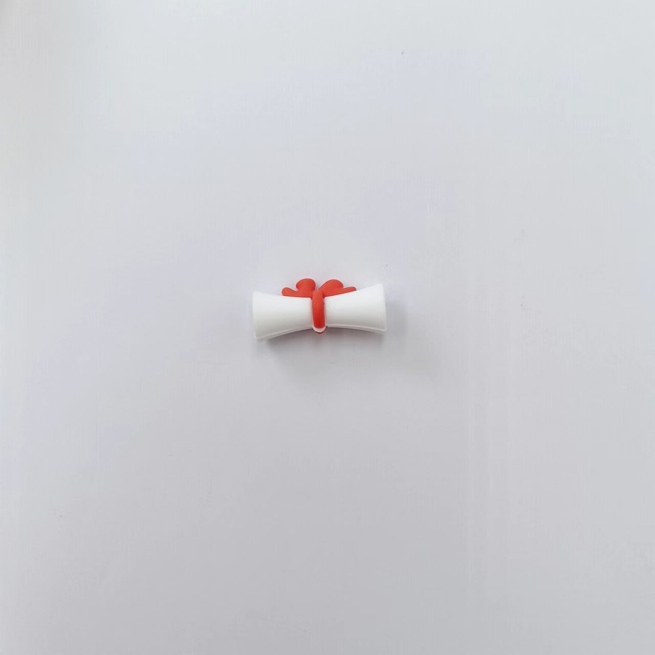 Wholesale 10pcs 3D Graduation Gift Silicone Beads